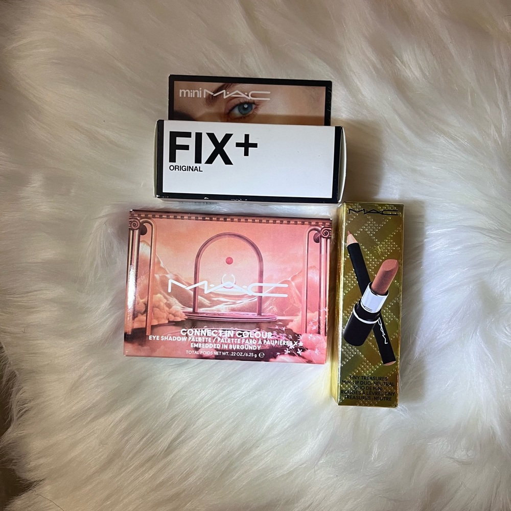 MAC Cosmetics Makeup Bundle- Fix+ Original, Eyeshadow Palette & lipstick/liner